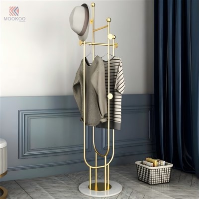 MOOKOO Luxuriöser goldfarbener Metall-Bodengarderobenständer mit Marmorsockel, ABS/Acryl/PVC-Haken, Eichen-/Holzakzente-Moderner Stil für einfache Montage
