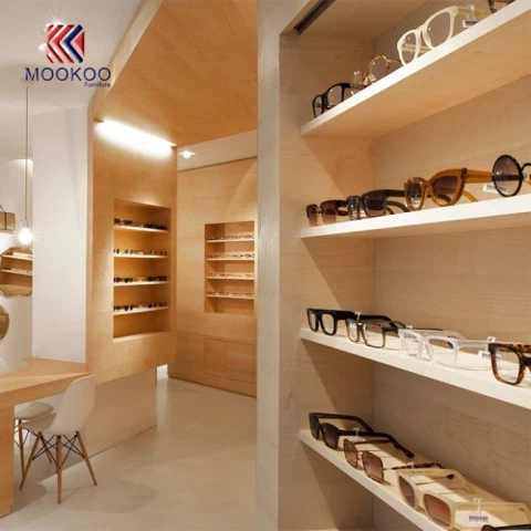 Hölzerner an der Wand befestigter Glas-Anzeigen-Brillenschrank