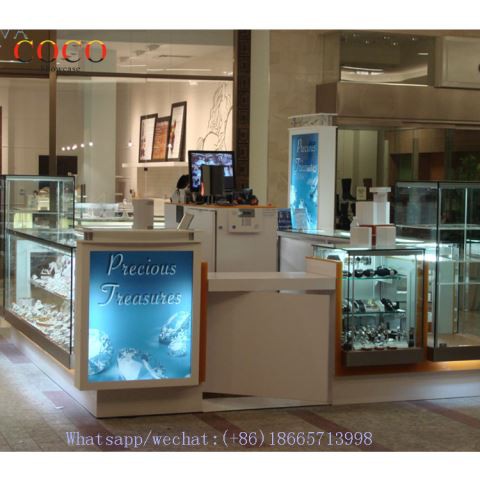 Praktischer Schmuckkiosk